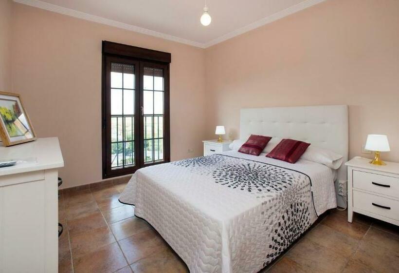 带2个卧室的公寓, Leo Rentals