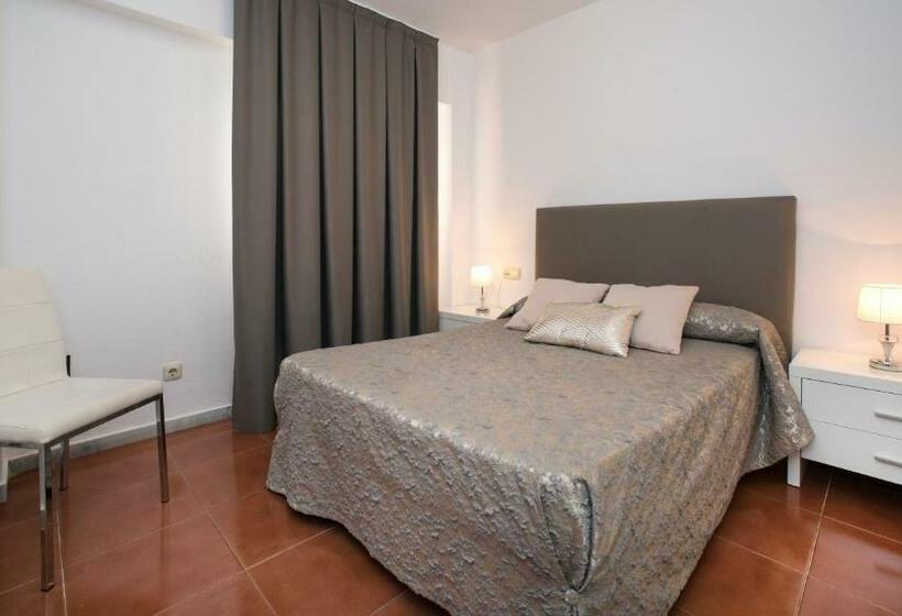 带2个卧室的公寓, Leo Rentals