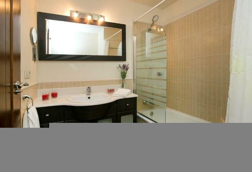 带2个卧室的公寓, Leo Rentals