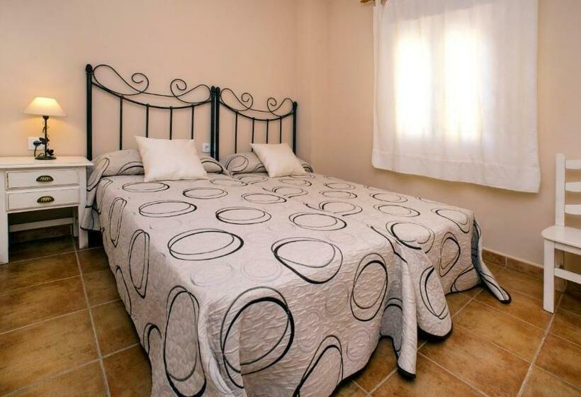 带3个卧室的公寓, Leo Rentals