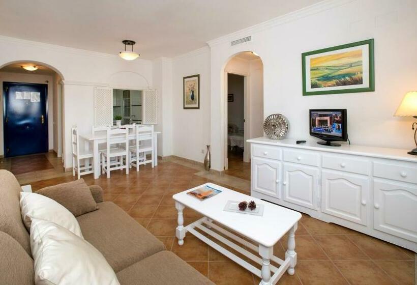 带2个卧室的公寓, Leo Rentals