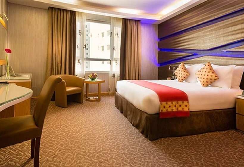 اتاق لوکس با تخت بزرگ, Al Safir