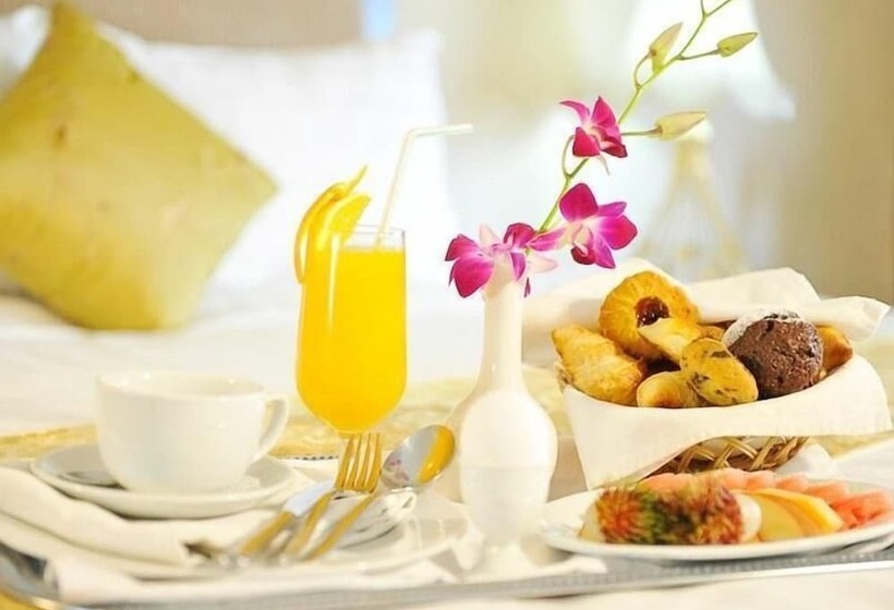 اتاق لوکس با تخت بزرگ, Al Safir