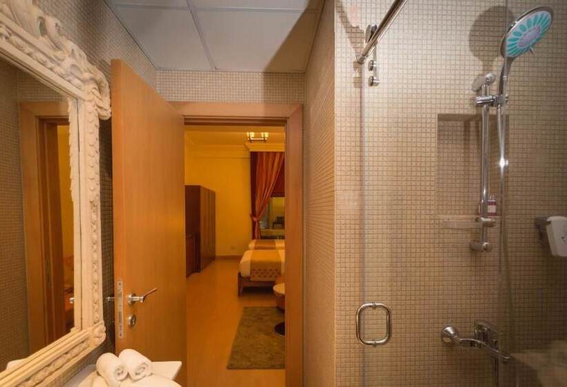 اتاق اجرایی, Al Safir