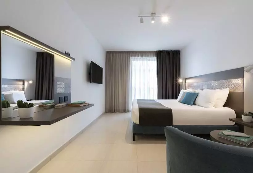 اتاق خانوادگی, Bayview Hotel By St Hotels
