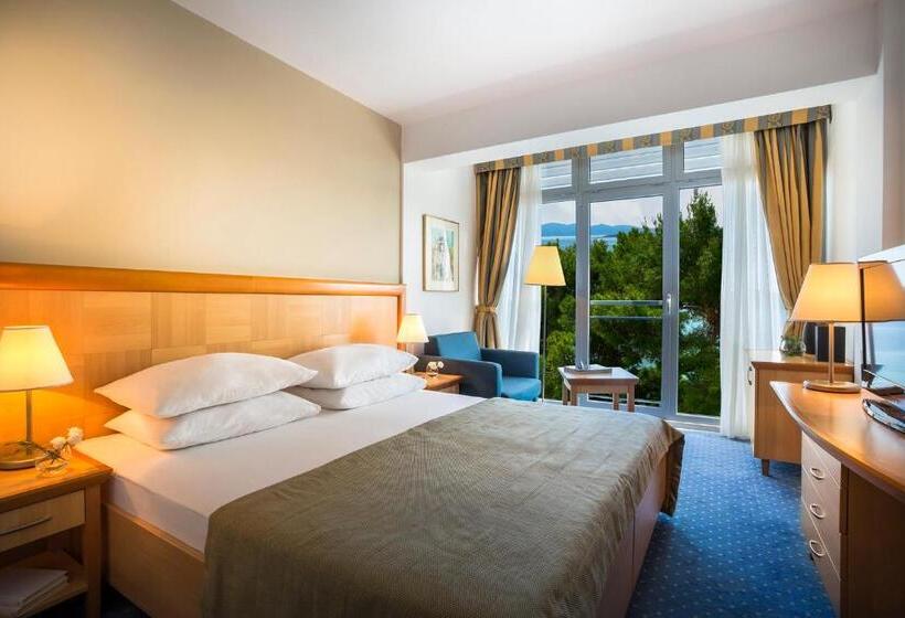 オーシャンビュースーペリアールーム, Aminess Grand Azur