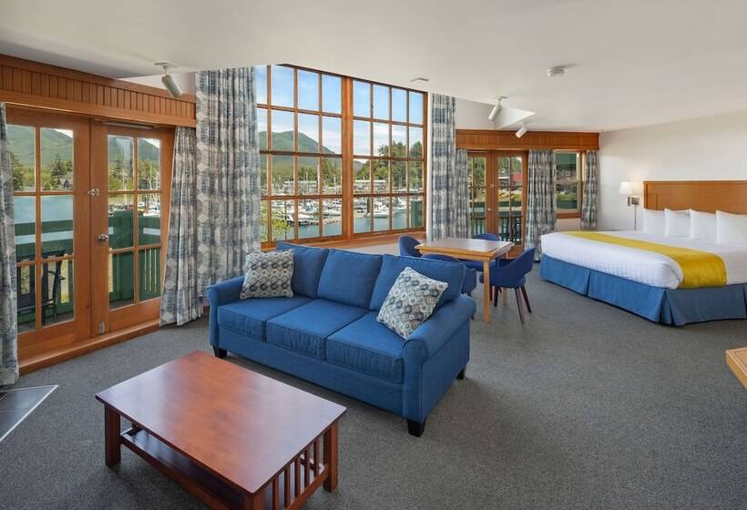 マスタースイートルーム, Canadian Princess Lodge & Marina