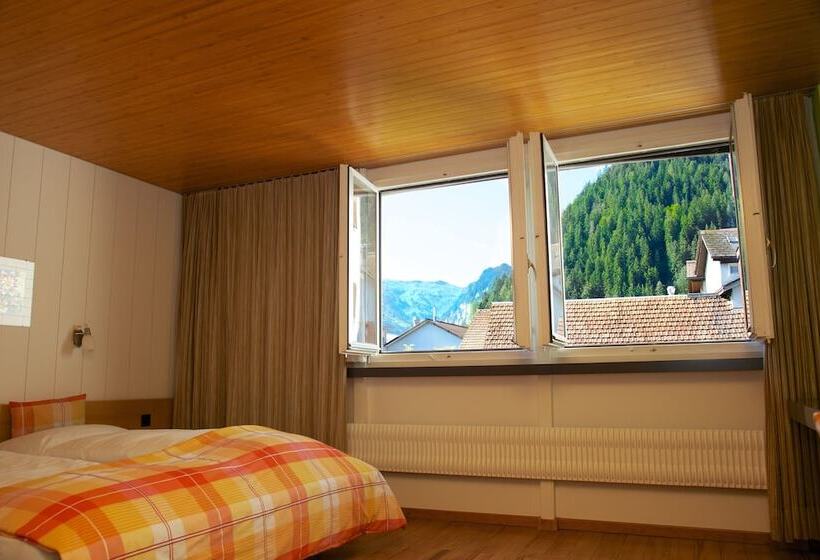 חדר סטנדרט, Garni Rösslipost