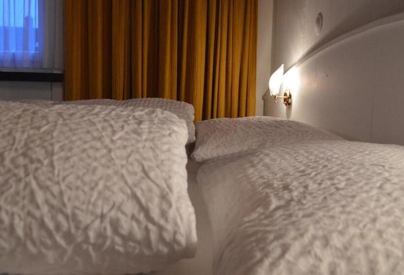 חדר סטנדרט, Garni Rösslipost