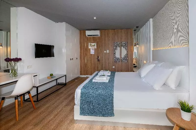 اتاق اساندارد با چشم‌انداز جانبی به دریا, Malama Beach Holiday Village