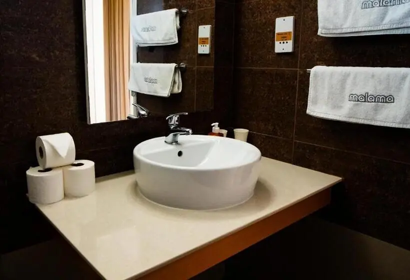 ガーデンビュースイート, Malama Beach Holiday Village