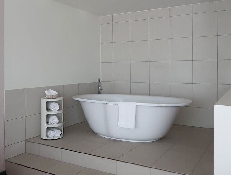 סוויטת ג'וניור, Sempachersee