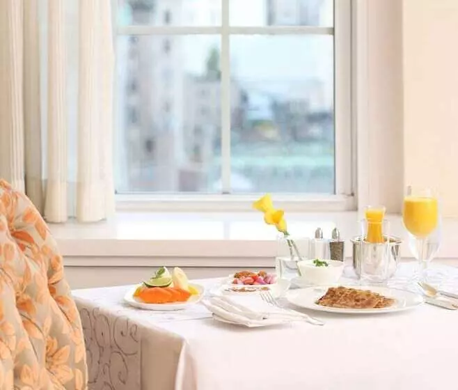 Sviitti, The Pierre, A Taj Hotel, New York
