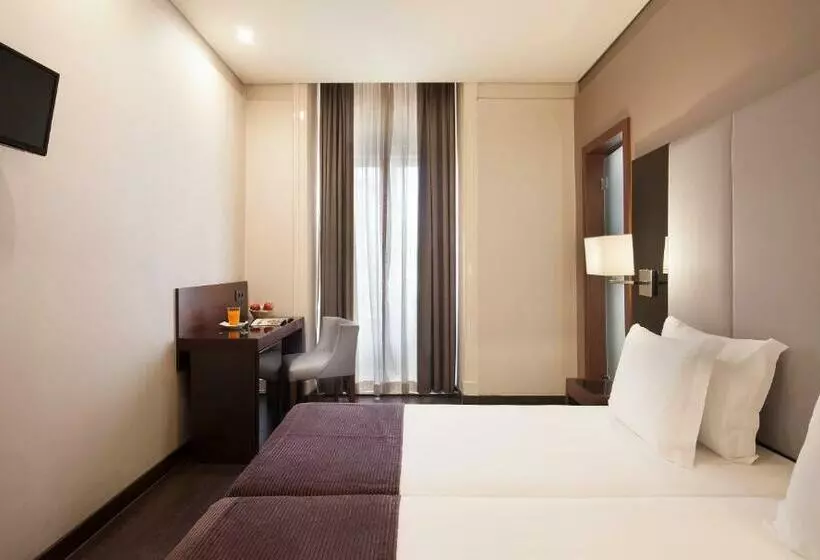 اتاق سوپریور سه تخته, Turim Restauradores