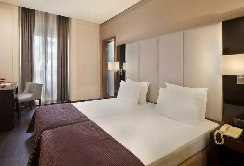 اتاق سوپریور سه تخته, Turim Restauradores
