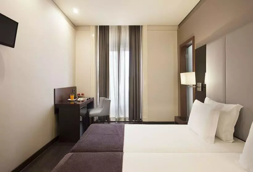 اتاق سوپریور سه تخته, Turim Restauradores