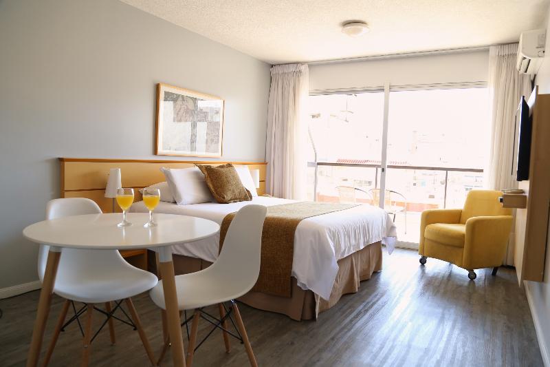 غرفة تنفيذية, Punta Trouville