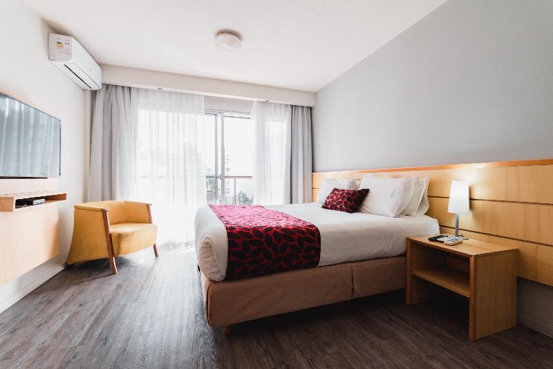 غرفة تنفيذية, Punta Trouville