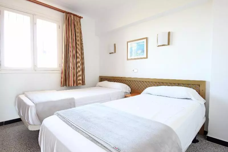 آپارتمان 1 خوابه با چشم‌انداز دریا, Aparthotel Niu D´aus