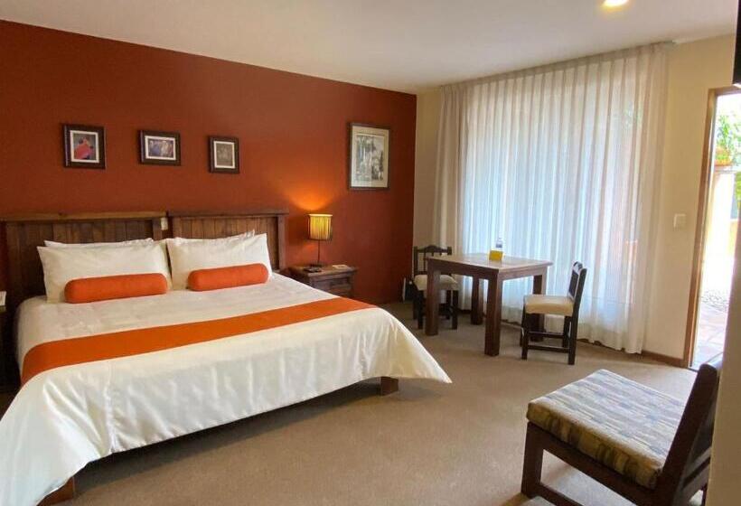 高级大房间, Capital O La Huerta Golf &