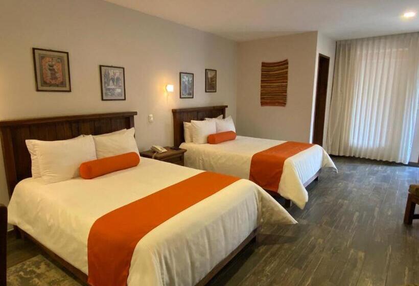 标准间, Capital O La Huerta Golf &