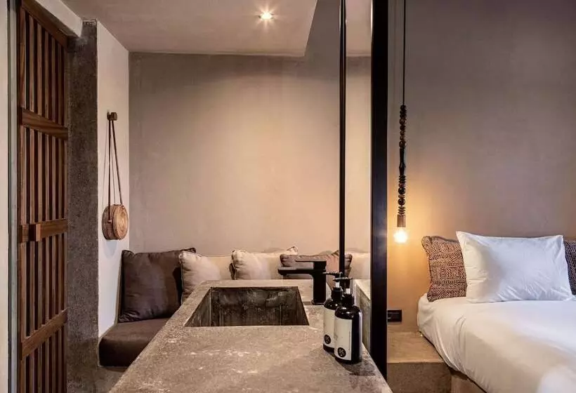 اتاق استاندارد با چشمانداز دریاچه, Cook’s Club El Gouna