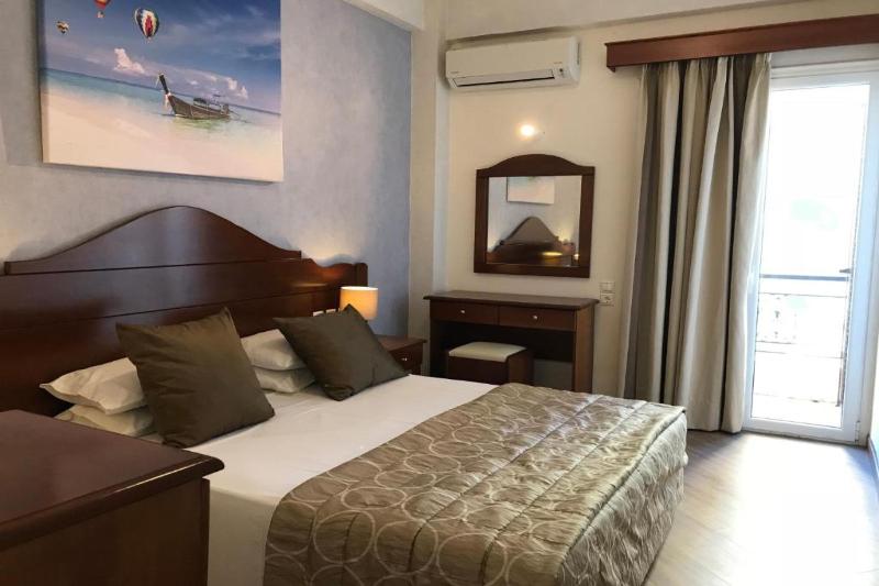 اتاق راحتی, Diana