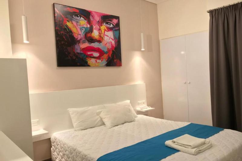 اتاق راحتی, Diana