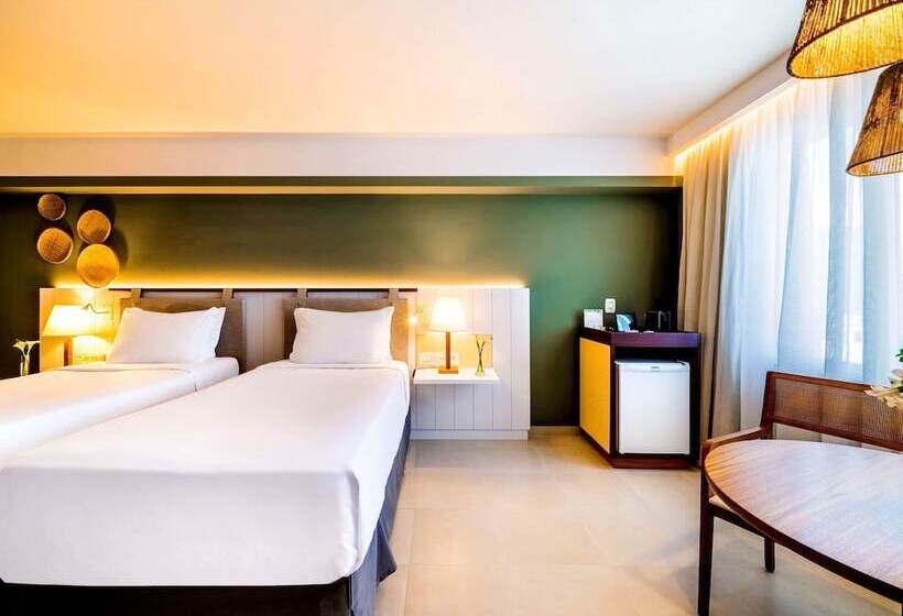 اتاق لوکس با چشم‌انداز شهر, Grand Mercure Rio De Janeiro Copacabana