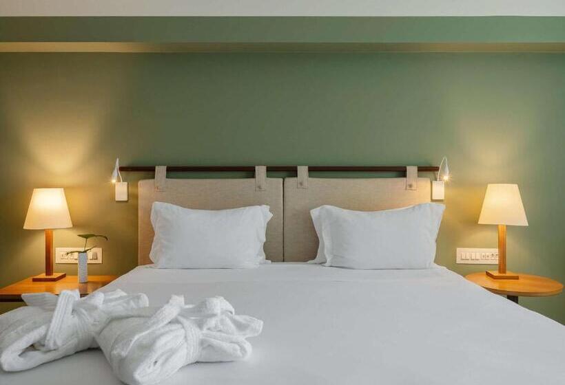 اتاق اجرایی با تخت بزرگ, Grand Mercure Rio De Janeiro Copacabana