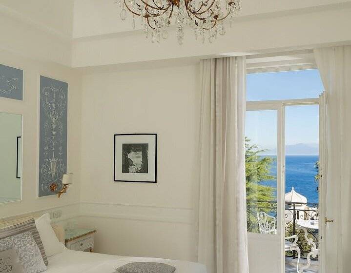 חדר דלוקס נוף לים, Luxury Villa Excelsior Parco