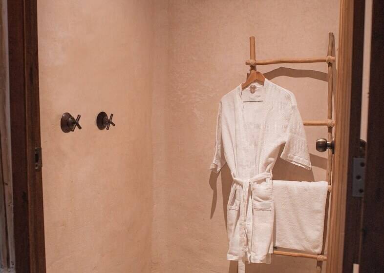 اتاق استاندارد با تخت دوبل و چشمانداز دریا, Papaya Playa Project