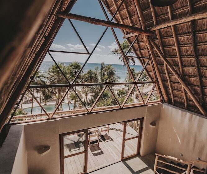 اتاق استاندارد با تخت دوبل و چشمانداز دریا, Papaya Playa Project