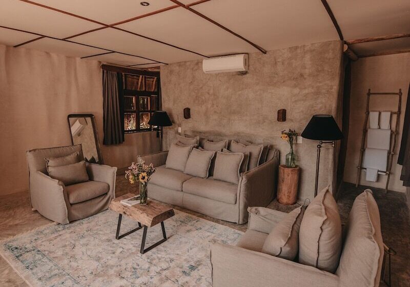 اتاق استاندارد با تخت دوبل و چشمانداز دریا, Papaya Playa Project