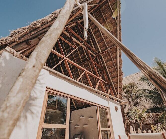 اتاق استاندارد با تخت دوبل و چشمانداز دریا, Papaya Playa Project