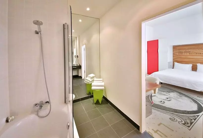 Superior Interior Room, Park Plaza Wallstreet Berlin Mitte