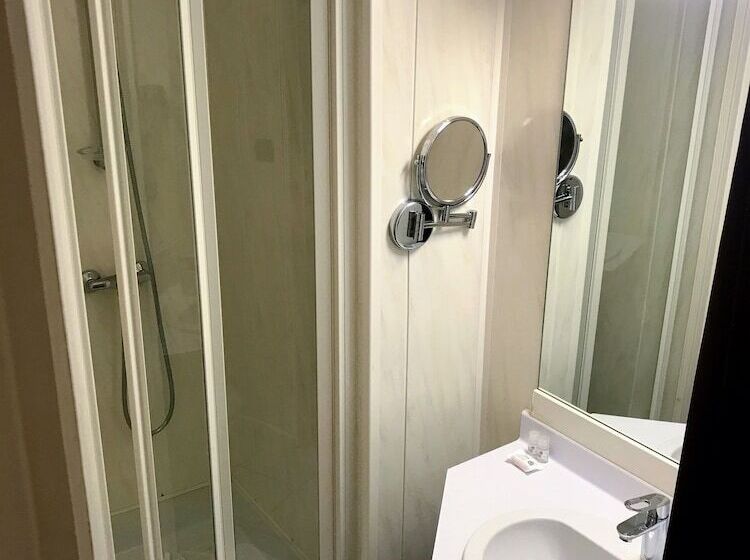 Номер Стандарт, The Originals City, Hôtel Rive Droite, Albi Quartier Madeleine