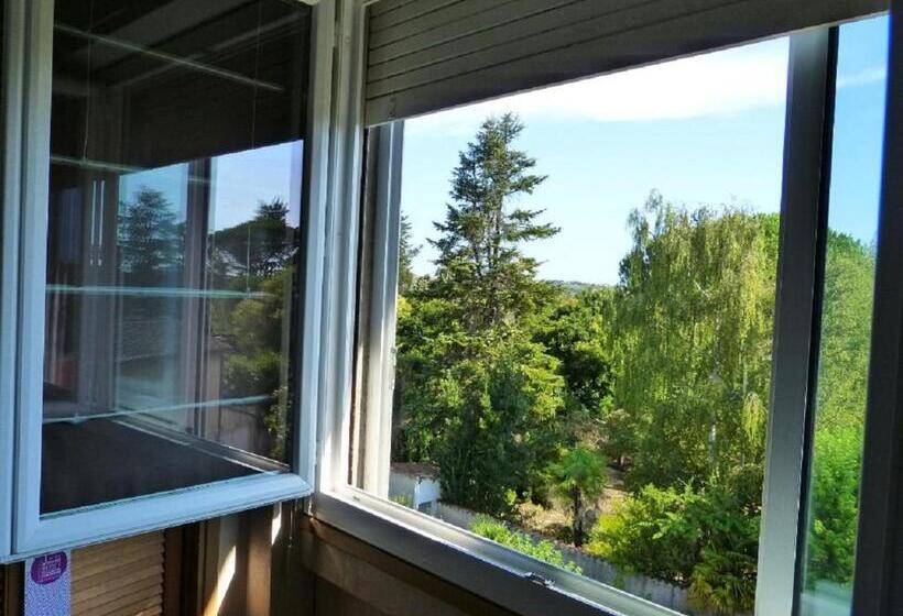 Номер Комфорт, The Originals City, Hôtel Rive Droite, Albi Quartier Madeleine