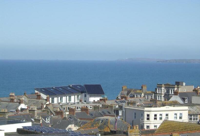 オーシャンビューデラックスルーム, The Quies