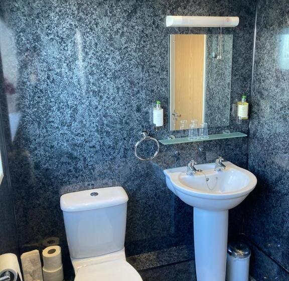 オーシャンビューデラックススイート, The Quies