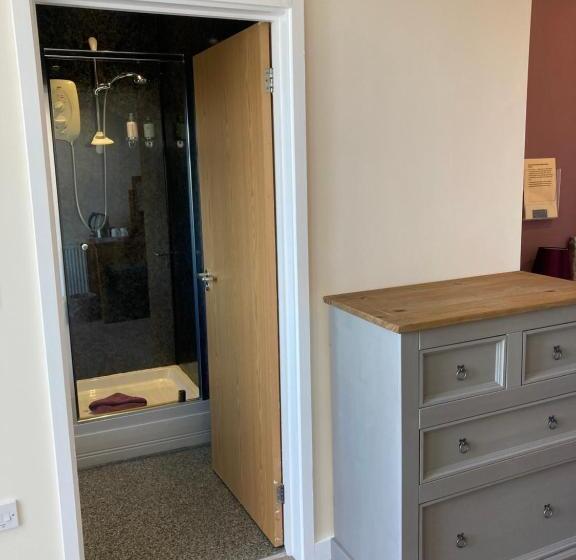 キングサイズベッドのスーペリアルーム, The Quies