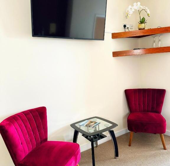 キングサイズベッドのスーペリアルーム, The Quies