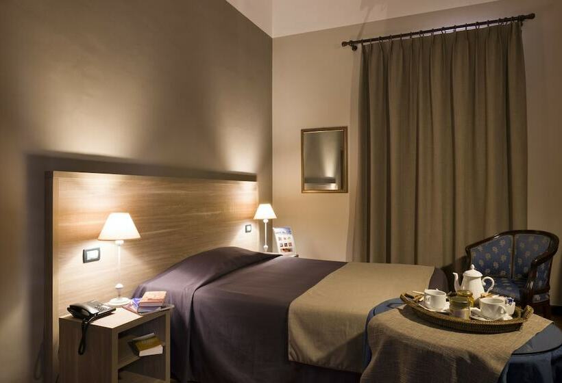 标准单人间, Villa Esperia