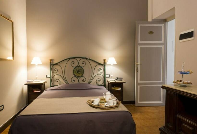 经济房, Villa Esperia