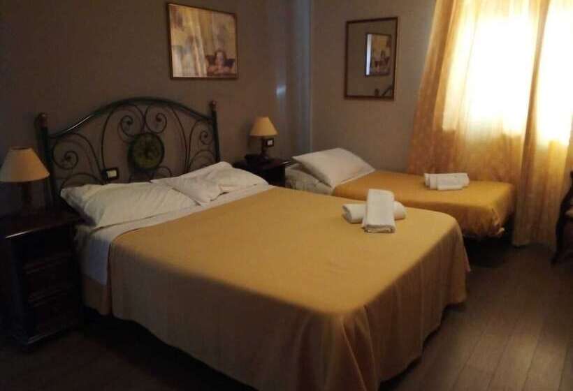 标准三人间, Villa Esperia