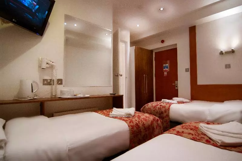 スタンダード４人部屋, Westbury Hotel Kensington