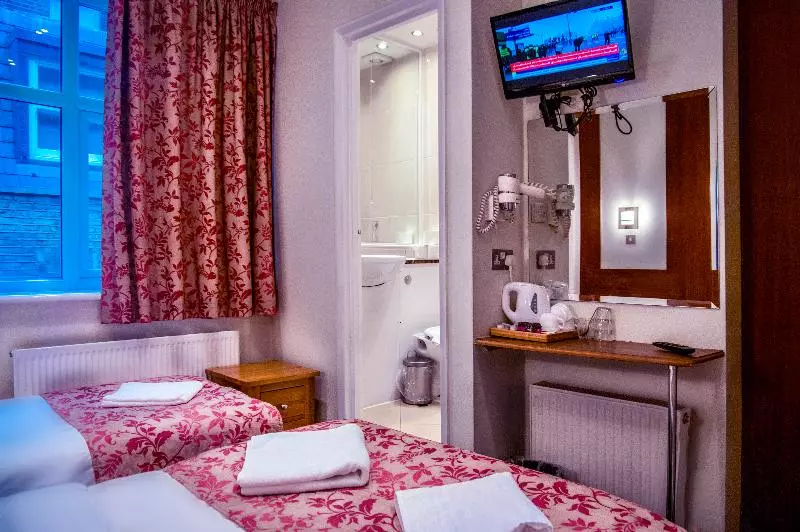 スタンダードトリプルルーム, Westbury Hotel Kensington