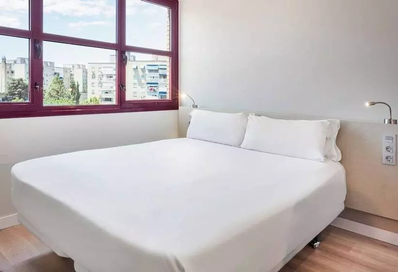 اتاق استاندارد, B&b Hotel Madrid Fuenlabrada