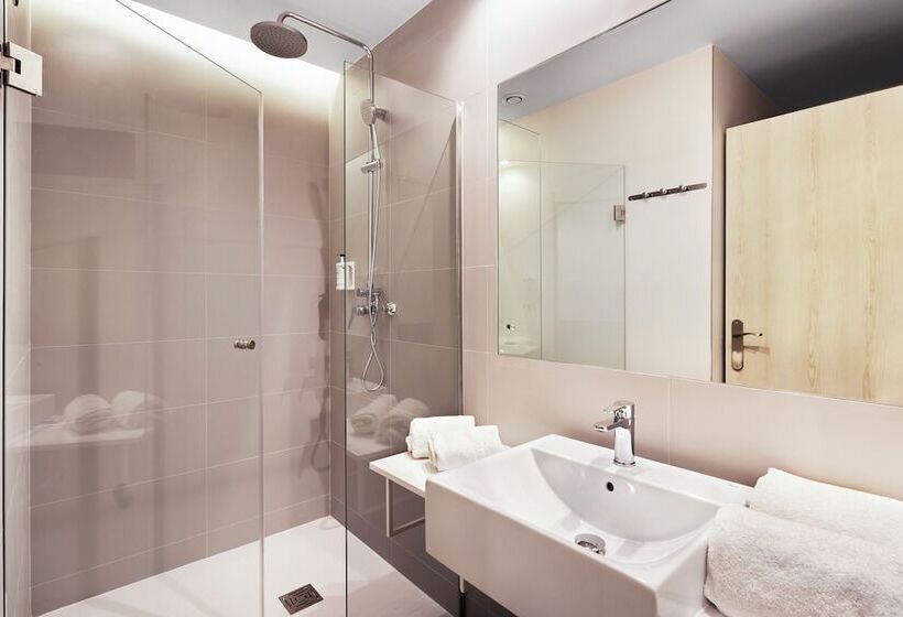 اتاق سوپریور, B&b Hotel Madrid Fuenlabrada