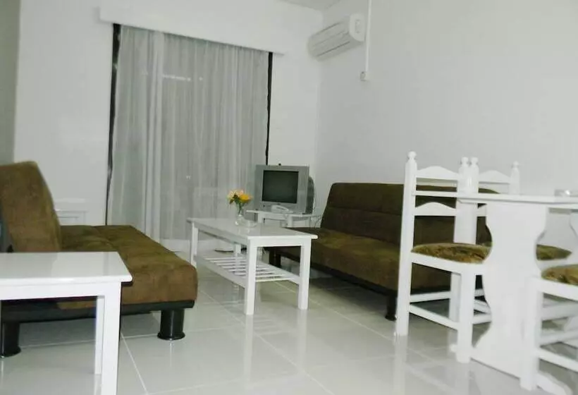 2 Bedroom Apartment